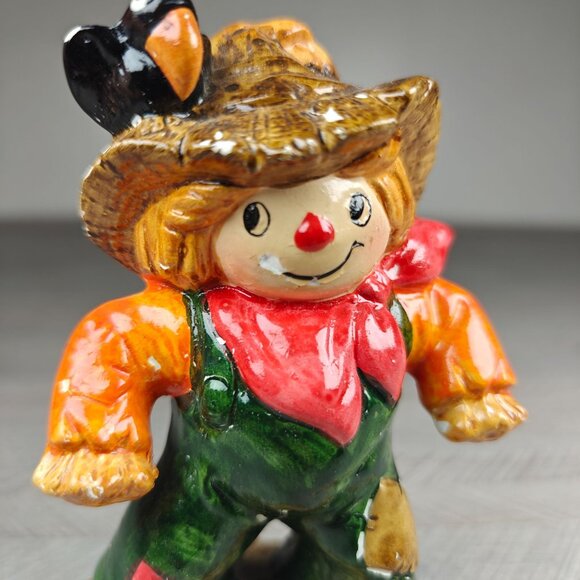 Vintage Russ Berrie Ceramic Scarecrow Figurine With Hat & Bird - Picture 7 of 8